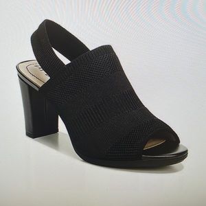 LifeStride Afton Women’s Slingback Pumps